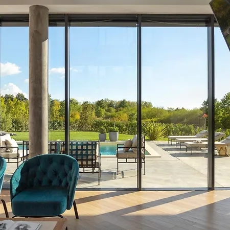 Astounding Istra 4 Bedrooms Mediterranean Influence Private Pool Mini Golf Course Villa Sveti Lovreč Pazenatički